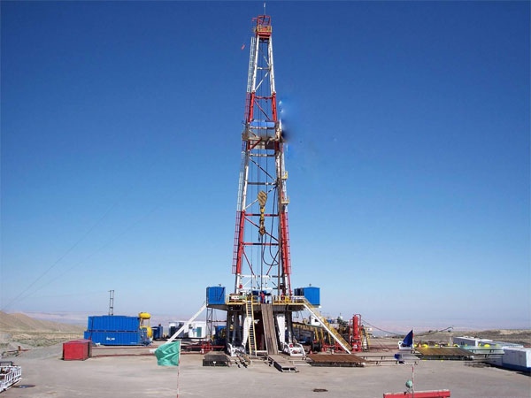 ���̰���