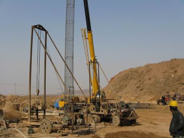 ���̰���