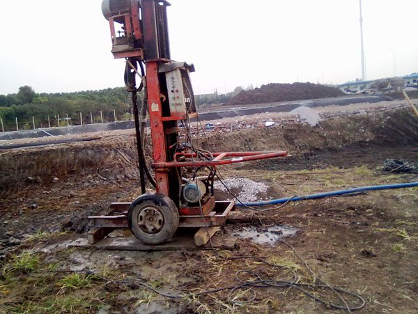 ���̰���