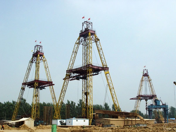 ���̰���